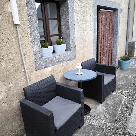 Nona Angela-valun Apartment Cres