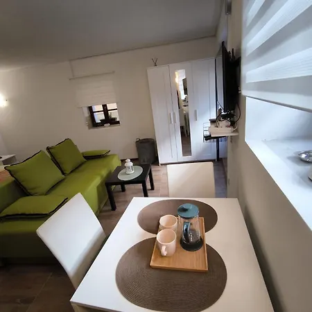 Nona Angela-valun Appartement