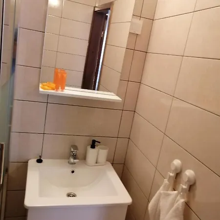 Nona Angela-valun Apartman Cres